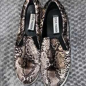 Steve Madden Multi-Tone Snake Print Slip-Ons